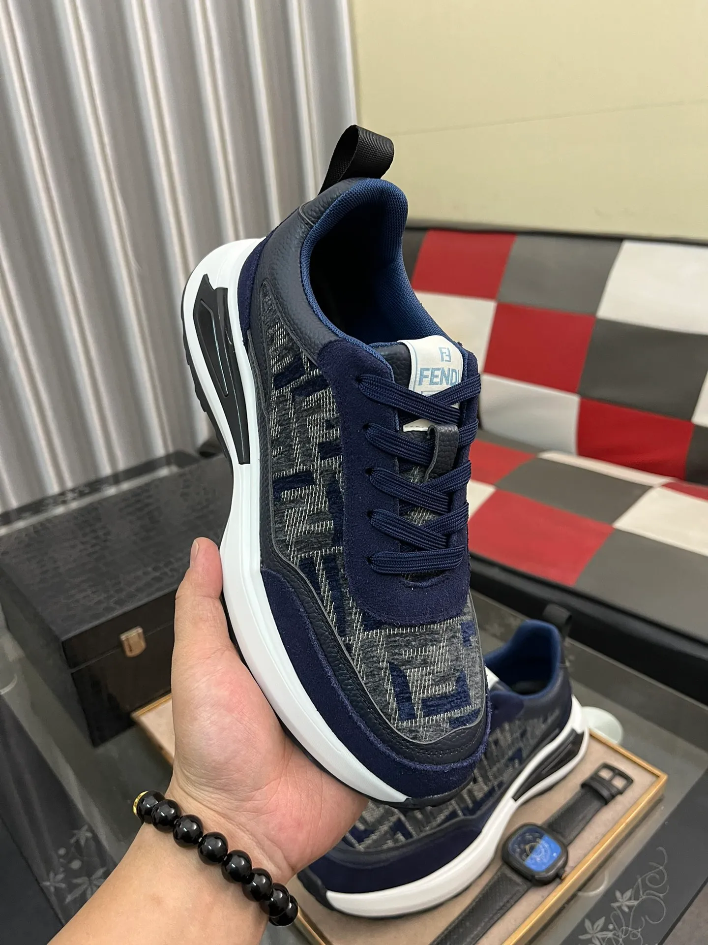 Men's Men's Shoes💰458⌚️⌚️[Fendi] Fendi's latest casual shoes for men! Available at counters simultaneously! Replica. The interior is made of top-grade sheepskin, and the original factory-supplied rubber outsole is used. Leading new fashion concepts. Matching code: 38-443️⃣Colors available
